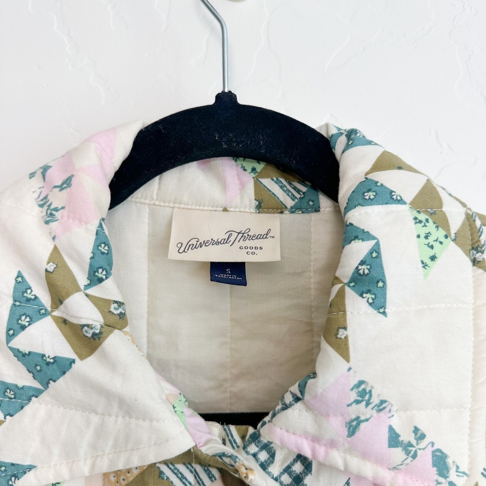 Universal‎ Thread | Quilted Patchwork Button Up J… - image 7
